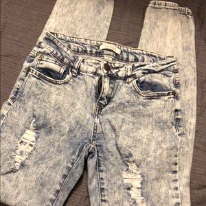 Refuge acid wash destroyed skinny jeans